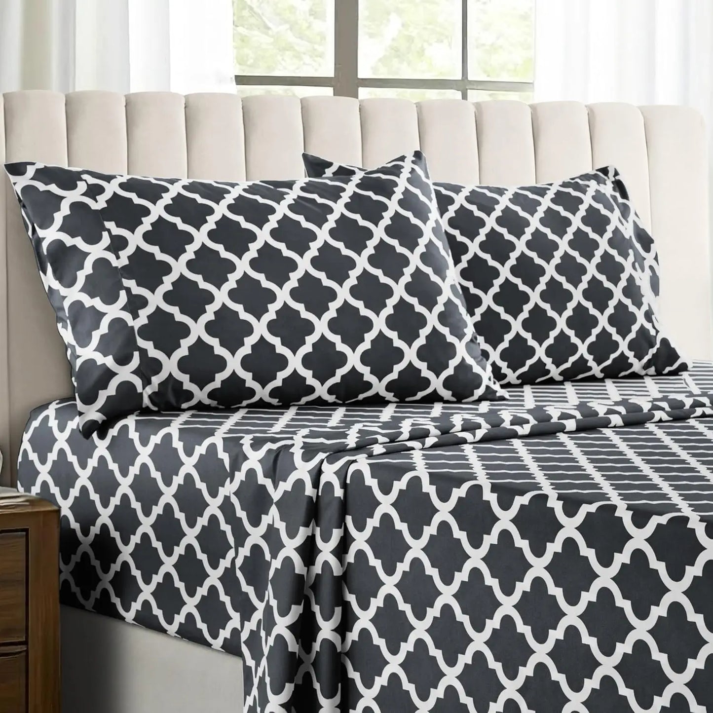 LUX Décor Quatrefoil Sheet Set - 4PC Ultra-Soft Microfiber Bed Sheets with Flat Sheet