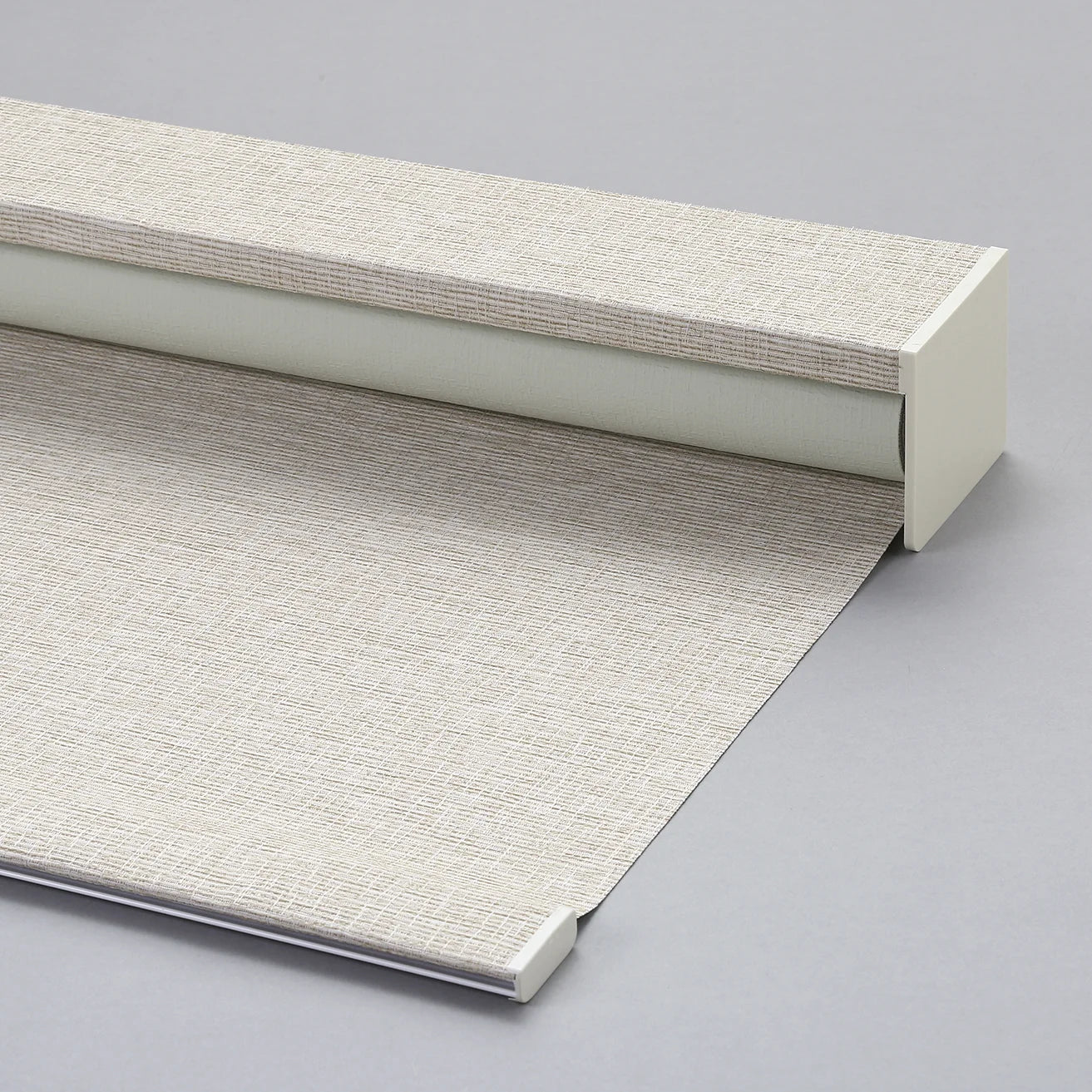 Customized Blackout Wi-Fi Control Smart Shades Electric Automatic Motorized Roller Blinds for windows