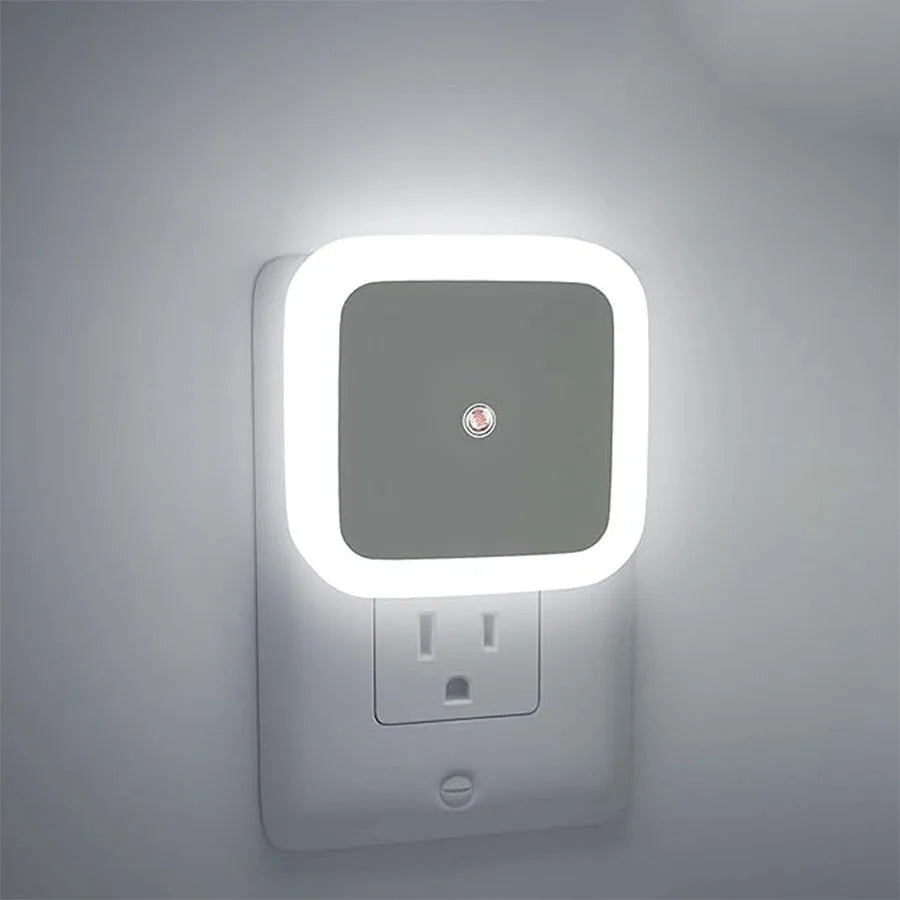 Plug in Dimmable Led Night Light with Auto Dusk to Dawn Sensor, for Hallway Bedroom，4Pack white light