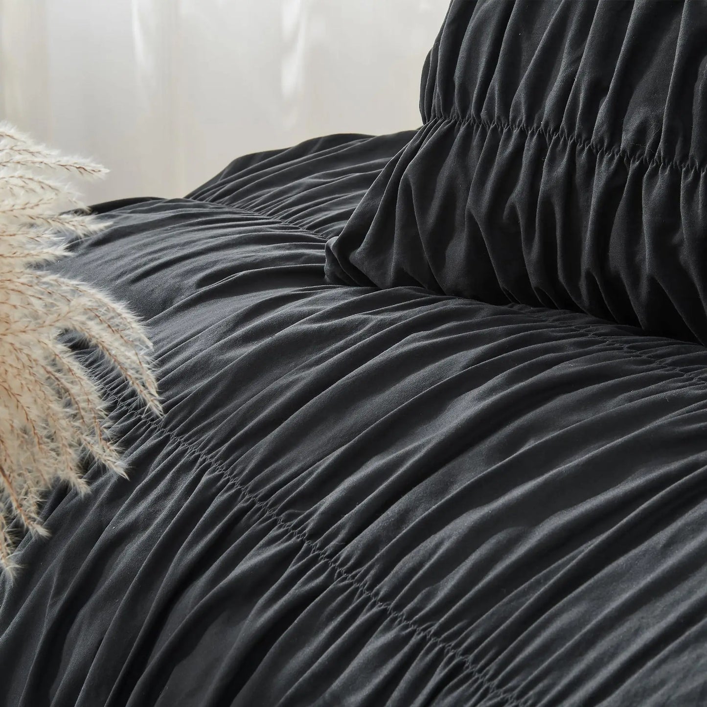 Rushed Black Duvet Cover Soft and Luxury Twin Queen King Comforter