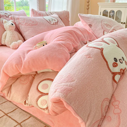Cute Cartoon Strawberry Pattern Printed Bed Sheet Four Piece Set Machine Washable