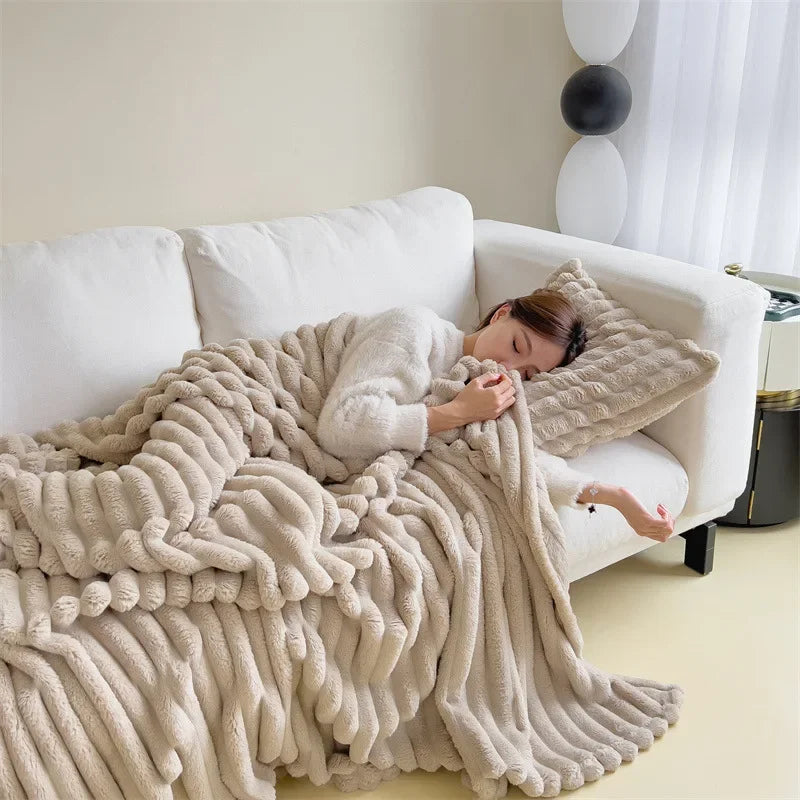 New Imitation Rabbit Plush Warm Blanket Set